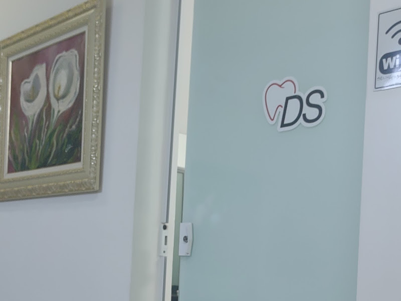 Foto 7 de Consultório odontológico Drª Graziela Fortes | Cirurgiã Dentista | Dentista em São José dos Campos