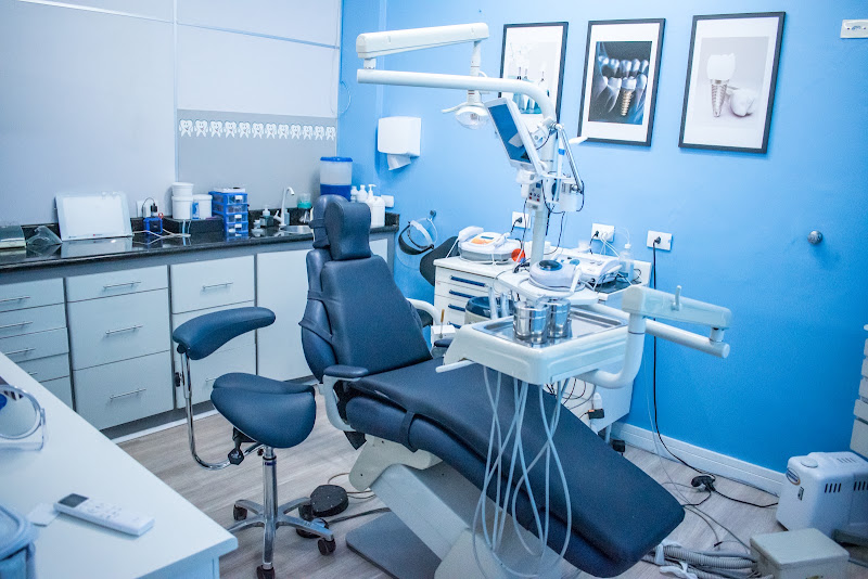 Foto 2 de Consultório Odontológico, Dr. Luiz Roque Neto, Odontologia- Implantes Dentários, Estética Dentária.