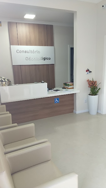 Foto 2 de Consultório odontológico Dr Pablo W. Koempfer