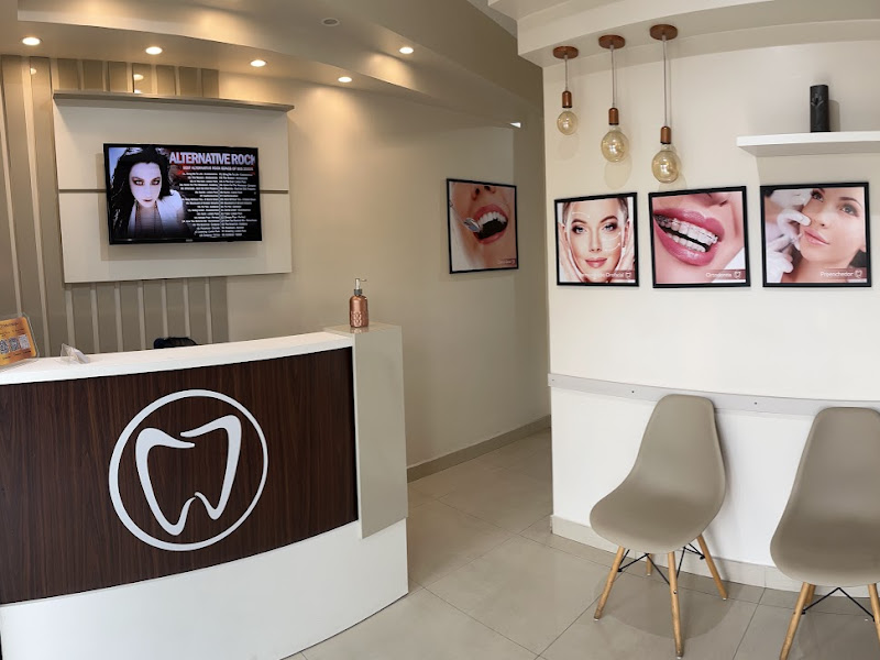 Foto 3 de Consultório odontológico Dr. Paulo Grandal/Dra. Larissa Teixeira