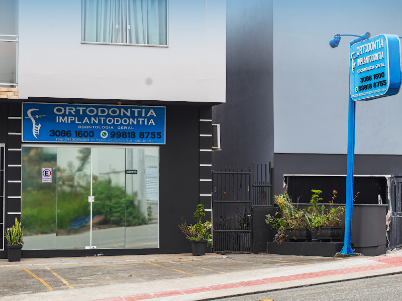 Foto 2 de Consultorio Odontologico Dr. Rodrigo Altair Bianco