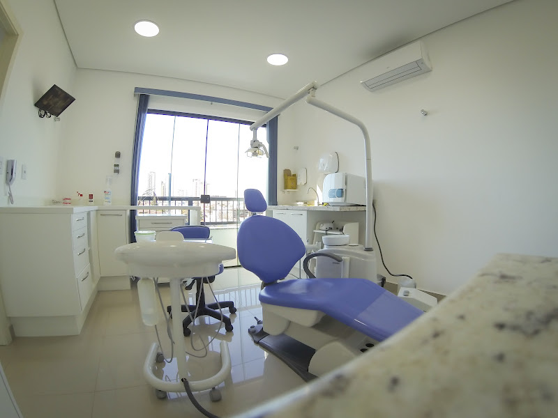 Foto 3 de Consultório Odontológico - Dr. Tjioe Kok Khing