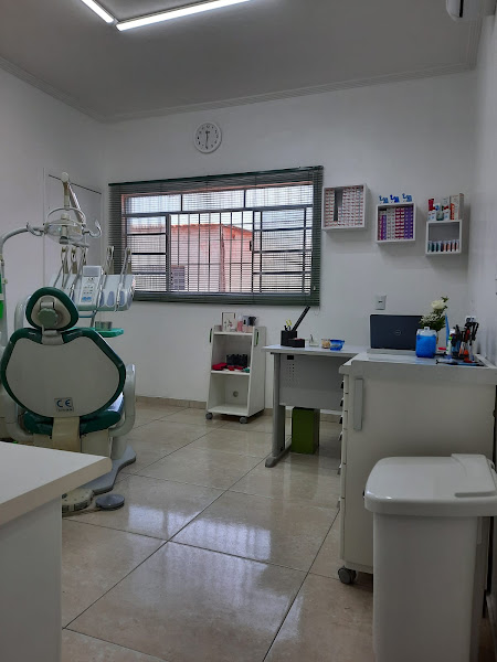 Foto 2 de Consultório Odontológico - Dra. Adriana Lemes