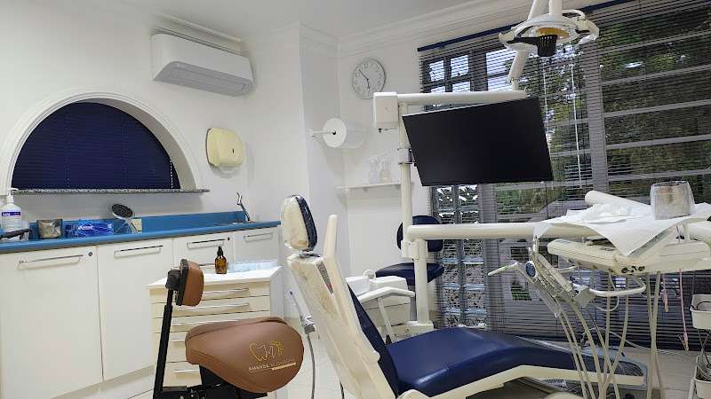 Foto 3 de Consultório Odontológico Dra. Amanda Mushashe