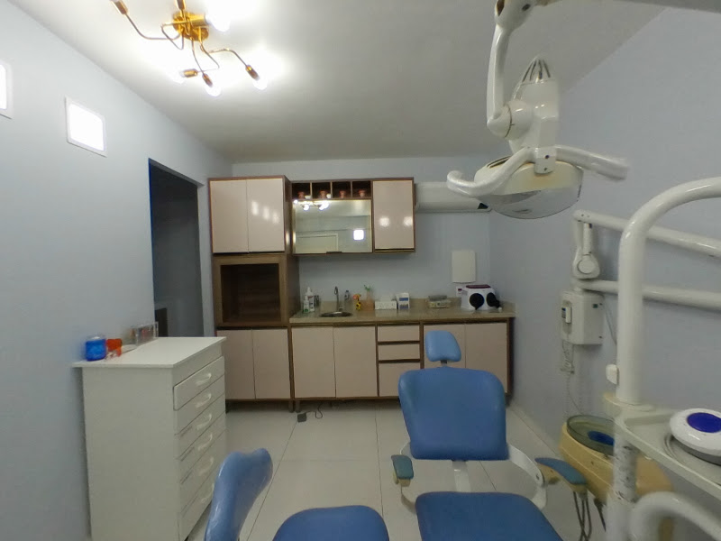 Foto de Consultório Odontológico Dra Angela Lomeu- Dentista em Rio das Ostras