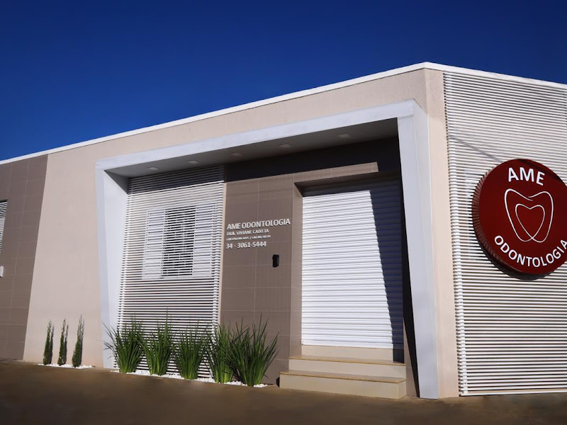 Foto 2 de Consultório odontológico Dra. Franciele Ferreira Dra. Paula Grampes