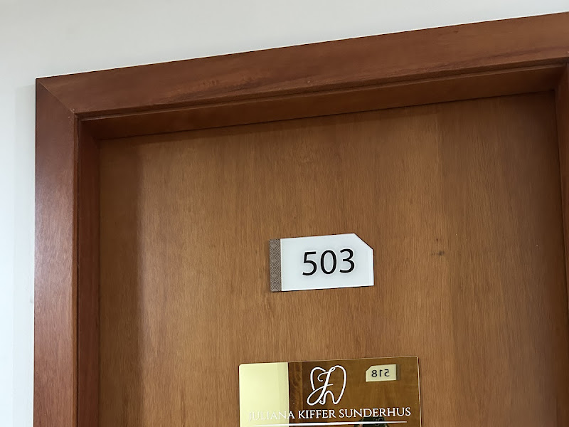 Foto 8 de Consultório odontológico Dra Géssica C. Aguiar