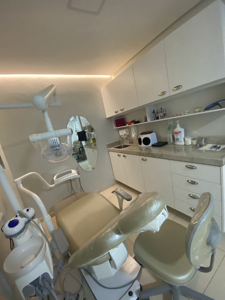 Foto 3 de Consultório Odontológico Dra Johana Layra - DENTISTA