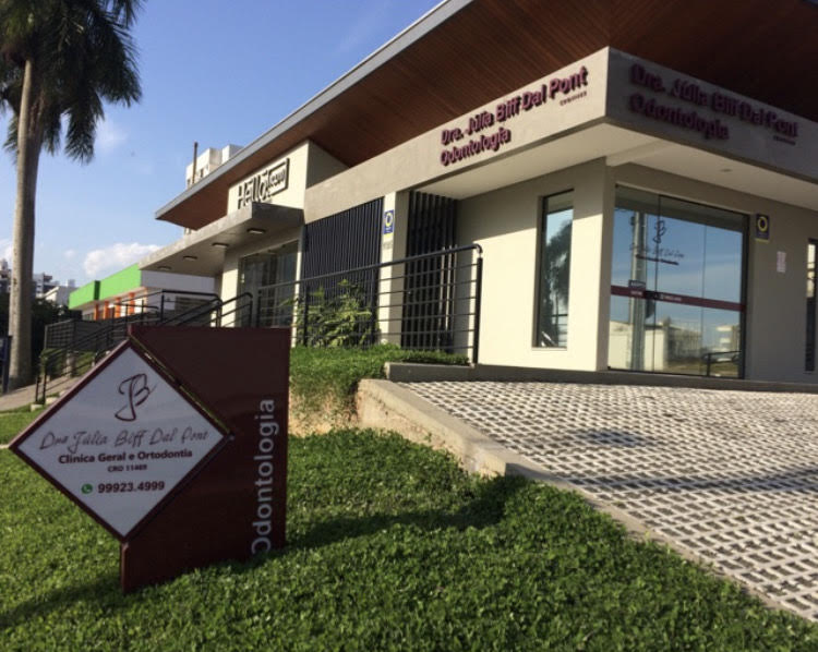 Foto 2 de Consultório Odontológico Dra Júlia Biff Dal Pont