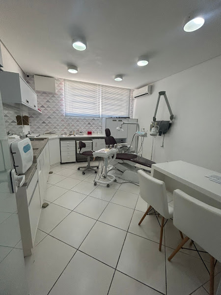 Foto 3 de Consultório Odontológico Dra Juliana Escobar I Ortodontia I Clinica Geral I Botox I