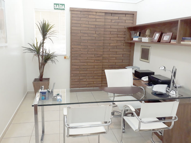 Foto 3 de Consultório Odontológico - Dra Ligiane Vieira Tokano - Ortodontista em Maringá