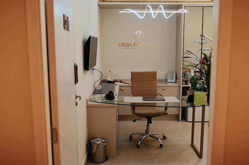 Foto 3 de Consultório Odontologico Dra. Lygia Favaleça