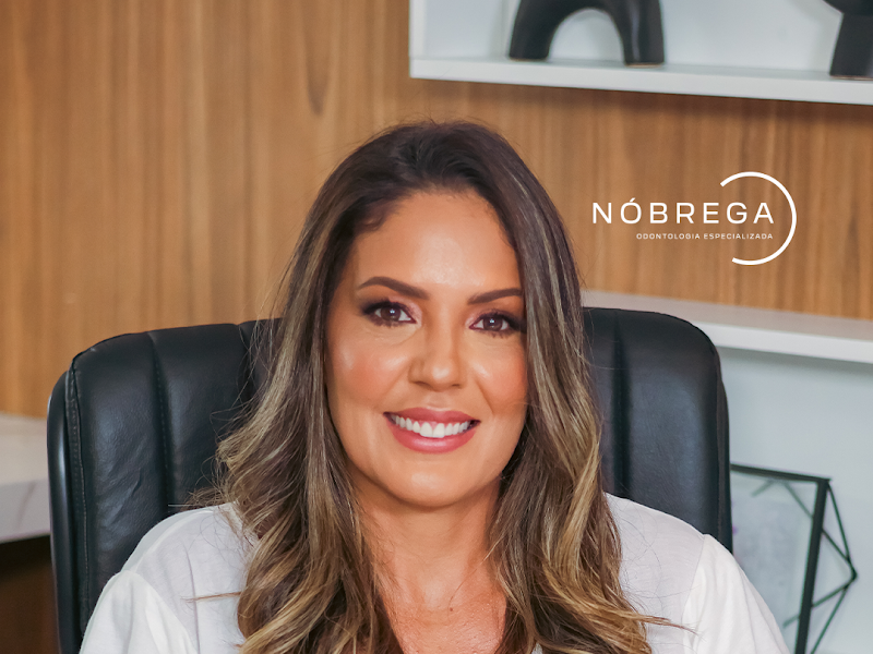 Foto de Consultório Odontológico Dra. Moema Nóbrega C. de Almeida