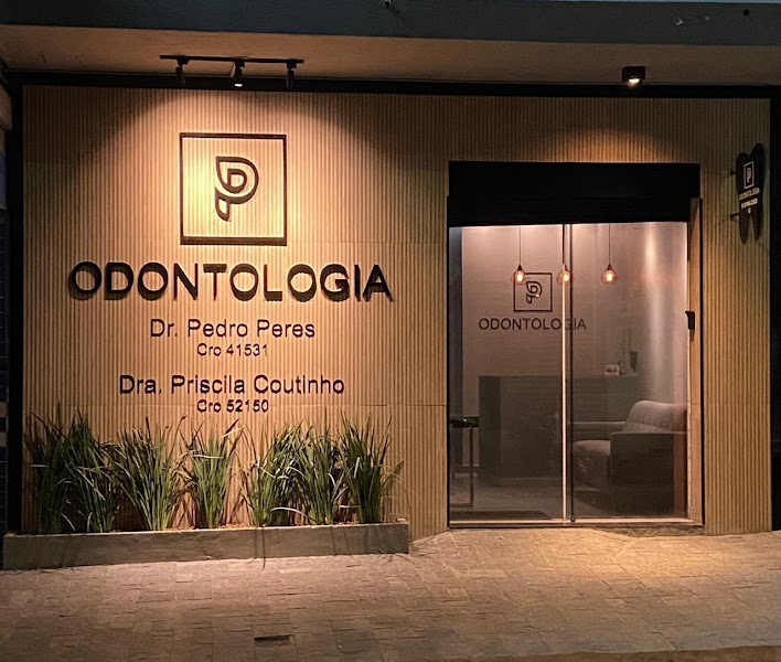 Foto 2 de Consultório Odontológico Dra. Priscila Coutinho - Lentes em Resina