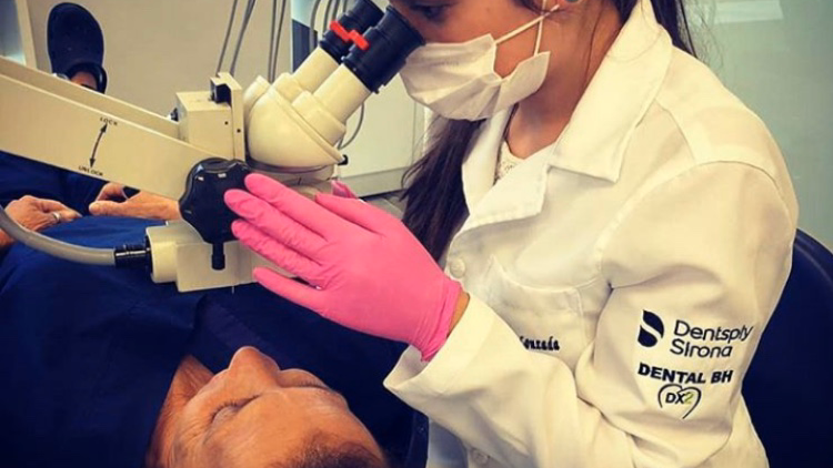 Foto 2 de Consultório Odontológico Dra.Sarah Louzada -Dentista Bairro Salgado Filho - Tratamento de Canal, Ortodontia e Implante dental