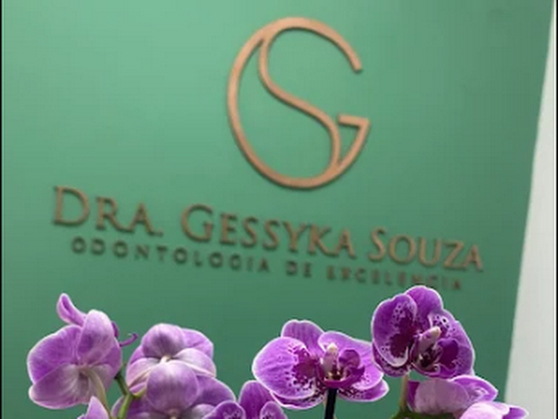 Foto 7 de Consultório Odontológico - Dra. Sileine H. Yahara