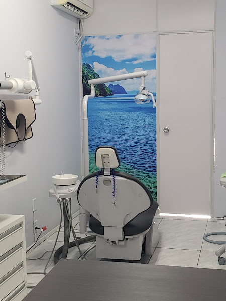 Foto 3 de Consultório Odontológico Dra. SÍLVIA A. C. LOZ