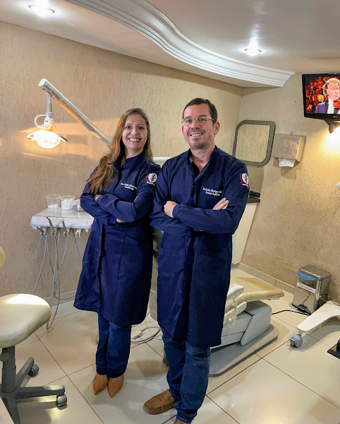 Foto 2 de Consultório Odontológico - Dra Thália Ribeiro Alécio / Dr. Carlos Alécio