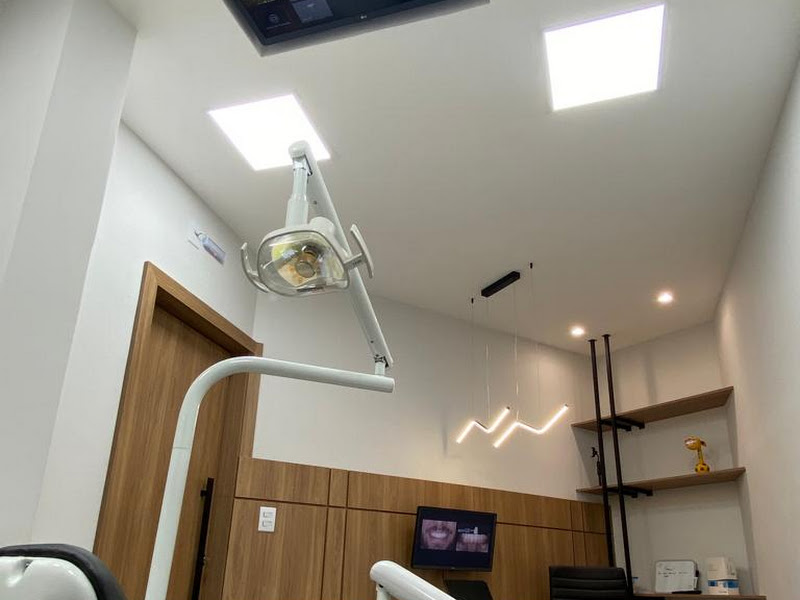 Foto 5 de Consultório Odontológico Dra Vanessa Maria Teixeira Dra Marise Gonçalves e Dra Ana Miran