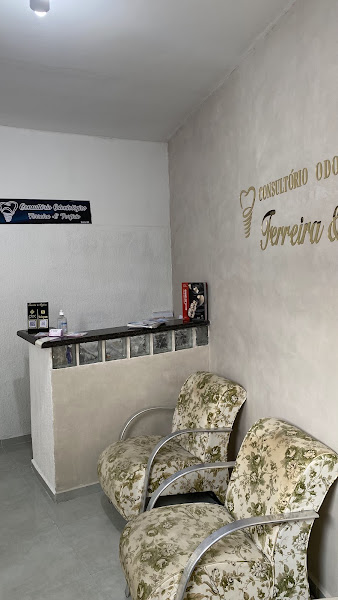 Foto 2 de Consultório Odontológico Ferreira E Porfirio LTDA