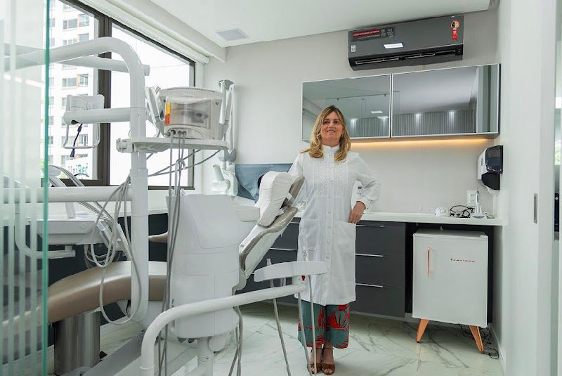Foto 2 de Consultório Odontológico: Milene Valença e Marcus Portella
