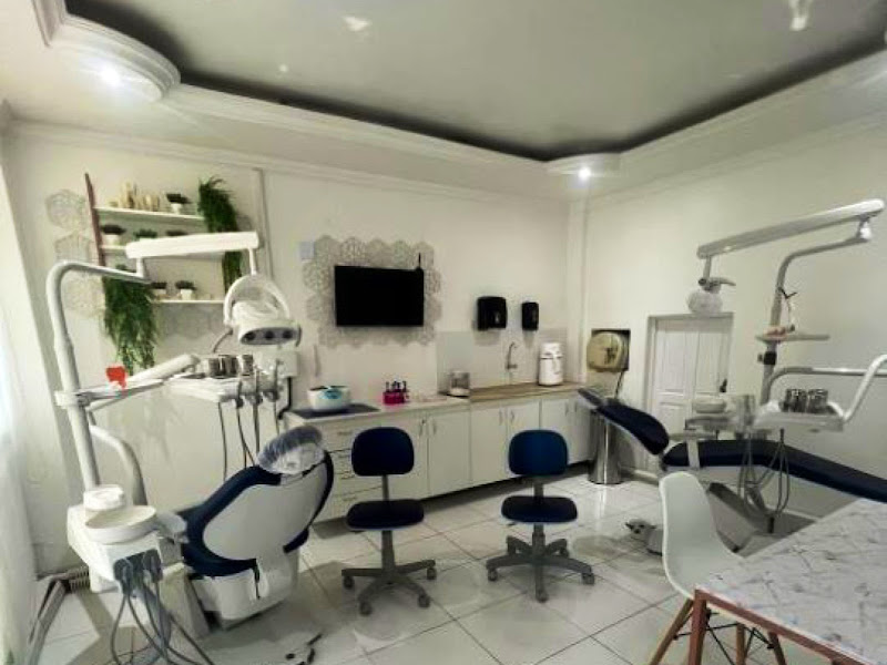 Foto 3 de CONSULTÓRIO ODONTOLÓGICO ODONTO CRER