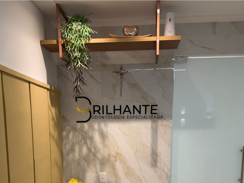 Foto 3 de Consultório Odontológico - R. Paraná - 269