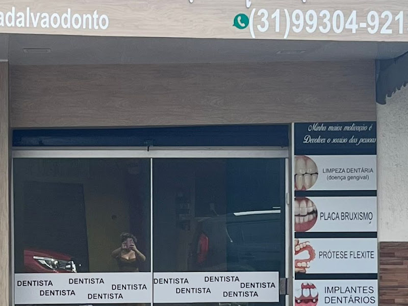 Foto 3 de CONSULTÓRIO ODONTOLÓGICO RENATA AVELAR