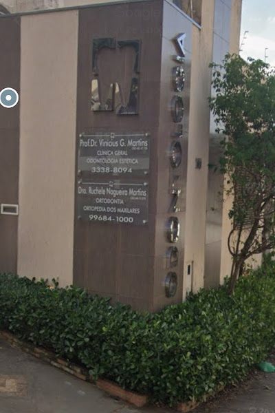 Foto 3 de Consultório Prof. Dr. Vinícius R. Geraldo Martins e Profa. Ruchele Nogueira G. Martins
