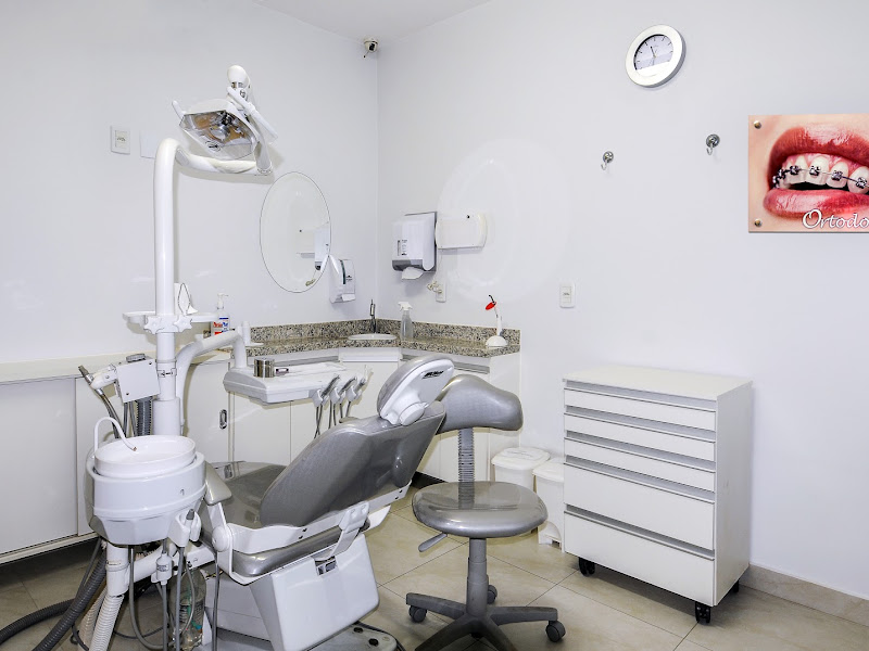 Foto 2 de Consultórios Odontológicos Buriti Dr Soraya Rosa Ribeiro
