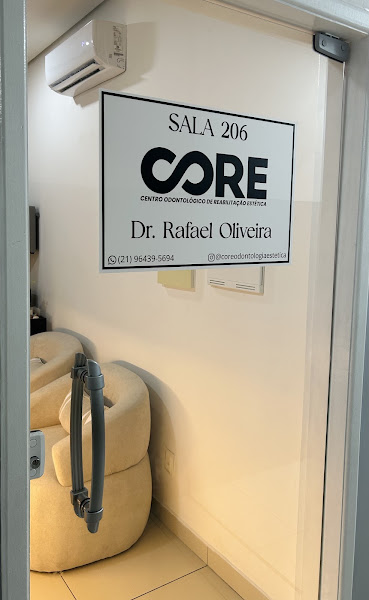 Foto 3 de CORE - Centro Odontológico de Reabilitação Estética