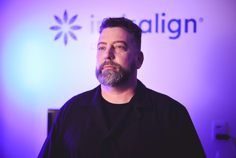 Foto 2 de Cristiano Wulff Odontologia - Invisalign Doctor - Harmonização Orofacial - Lentes de Contato Dental - Implantes