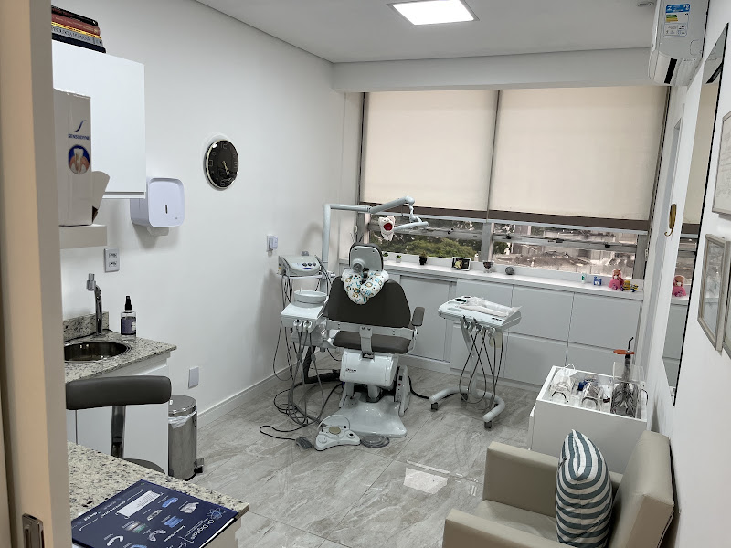 Foto 2 de Cristine Pritsch Braga Ortodontia & Ortopedia Facial