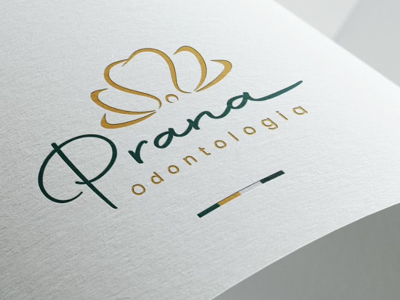 Foto 10 de Crol Odontologia by Dra. Rosemary Carneiro | Ortodontia I Implante Dentário I Estética