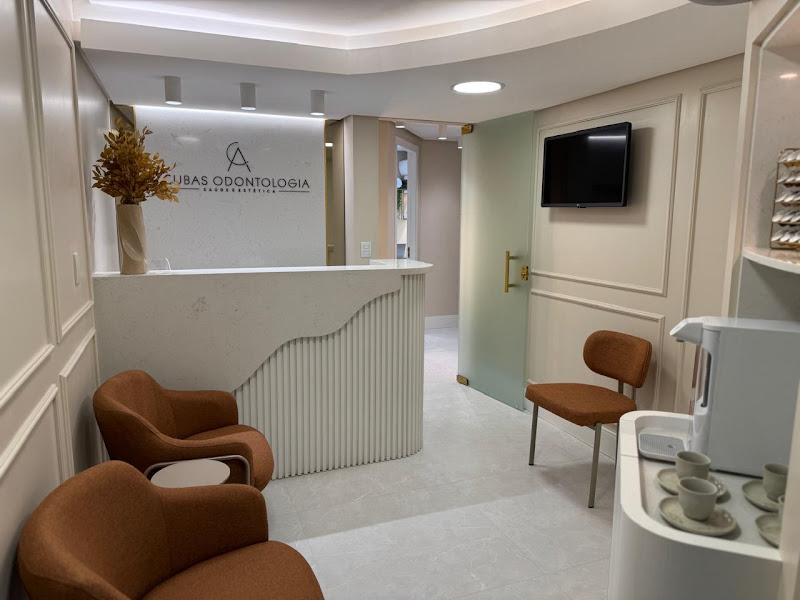 Foto 3 de Cubas Odontologia