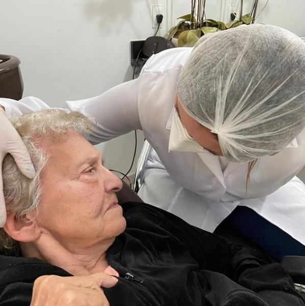 Foto 2 de Cuidar Odonto - Atendimento Domiciliar BH