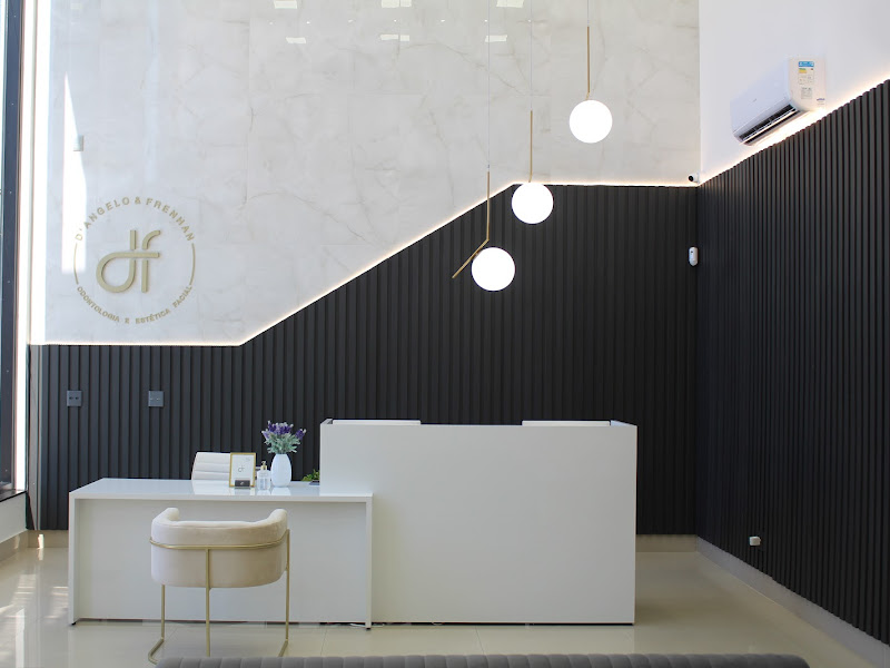 Foto de D'Angelo e Frenhan Odontologia e Estética Facial