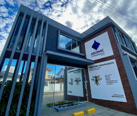 Foto 3 de Da Vinci Odontologia Integrada | Alinhadores e Implantes em Palhoça