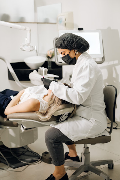 Foto 2 de Daísa Guerreiro - Ortodontista | Invisalign Doctor