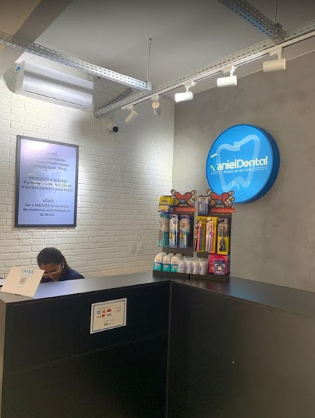 Foto 4 de Daniel Dental