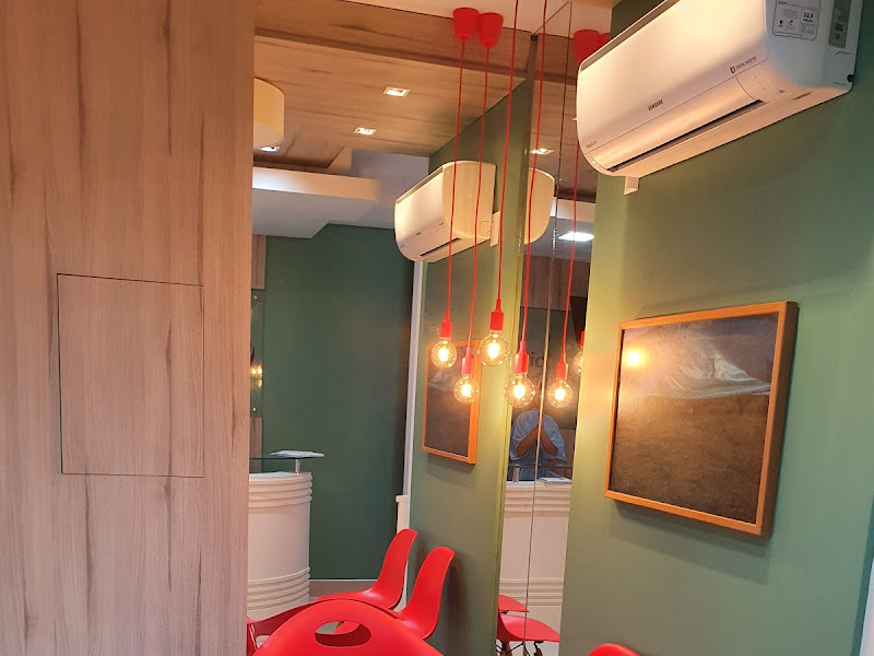 Foto 3 de Daniela Dimare Cirurgiã Dentista