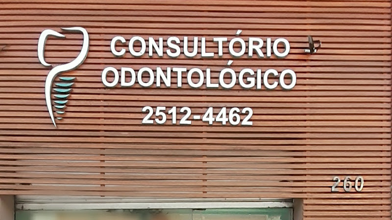 Foto 2 de Daniela Guimarães Odontologia Estética e Reabilitação Oral