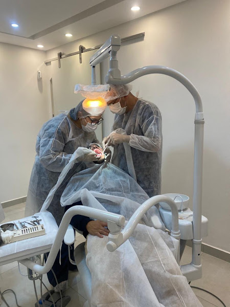 Foto 2 de Dayse Guimarães Odontologia Especializada LTDA