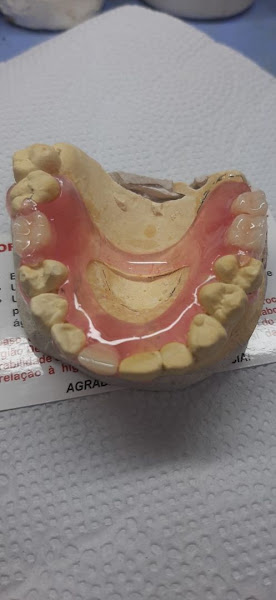 Foto 2 de DBS Prótese Dentária - Protético