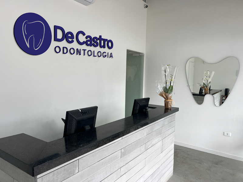 Foto 2 de De Castro Odontologia