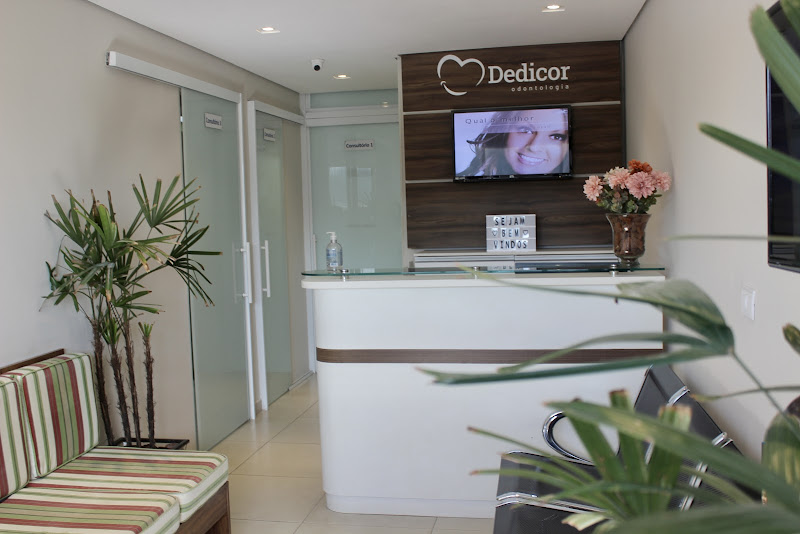 Foto 2 de Dedicor Odontologia Especializada I Ortodontia I Clareamento | Implantes I Santana de Parnaíba