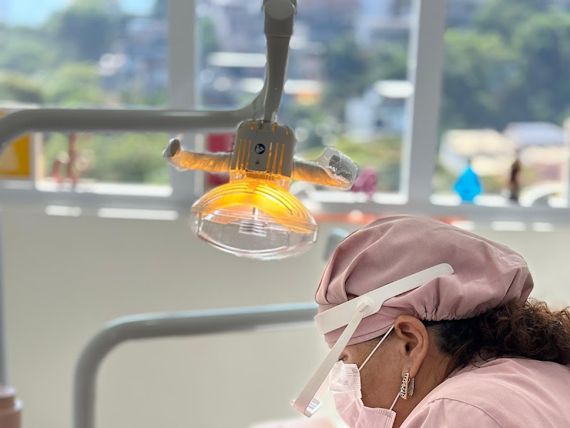 Foto 7 de Delc Clínica Odontológica Especializada | Clareamento Dental