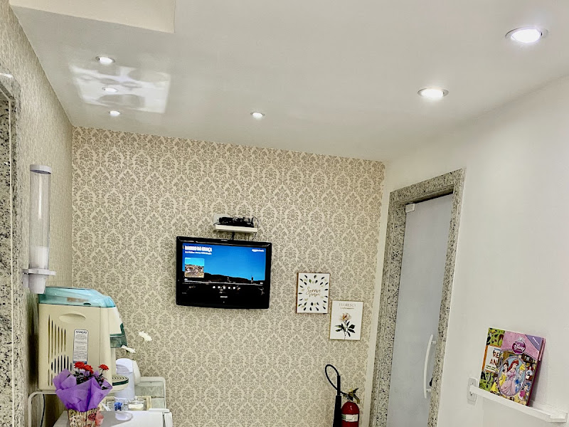 Foto 8 de Delc Clínica Odontológica Especializada | Clareamento Dental