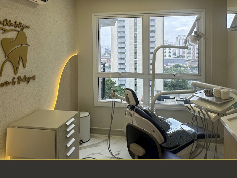 Foto 4 de Demari & Rodrigues Clínica Odontológica - Tatuapé