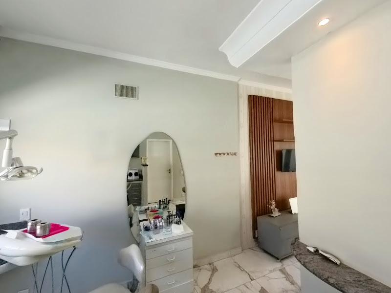 Foto 3 de Dens Odontologia - Estética e Funcional